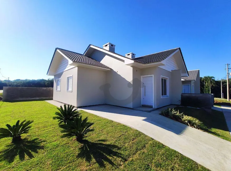 Casa com 2 quartos à venda, 186m2 em Country, Santa Cruz Do Sul - RS - imagem 1 Foto 1 de Casa com 2 quartos à venda, 186m2 em Country, Santa Cruz Do Sul - RS