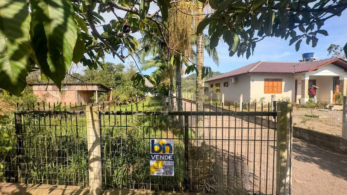 Casa com 2 quartos à venda, 1007m2 em Santa Cruz Do Sul - RS - imagem 4 Foto 4 de Casa com 2 quartos à venda, 1007m2 em Santa Cruz Do Sul - RS