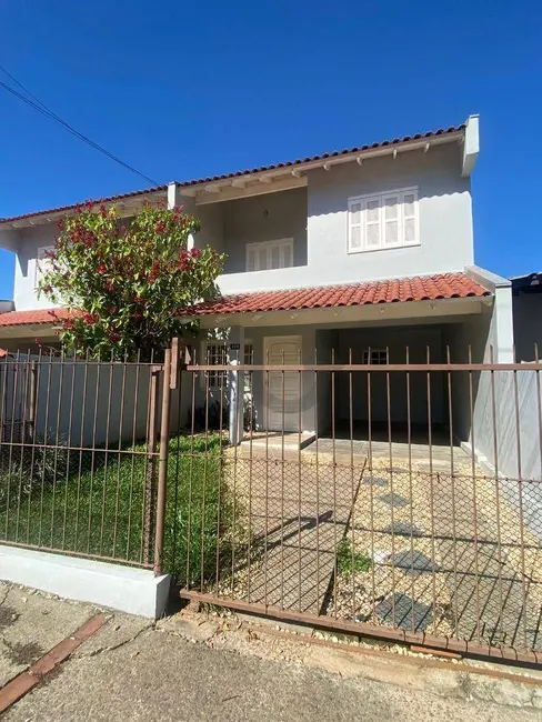 Foto 2 de Casa com 2 quartos para alugar, 195m2 em Renascença, Santa Cruz Do Sul - RS
