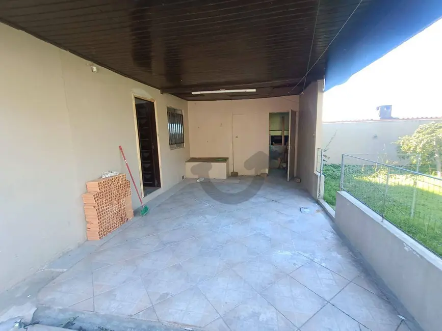 Foto 3 de Casa com 2 quartos à venda, 210m2 em Santa Cruz Do Sul - RS