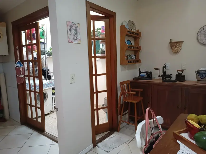 Foto 8 de Casa de Condomínio com 4 quartos à venda, 358m2 em Santo Inácio, Santa Cruz Do Sul - RS