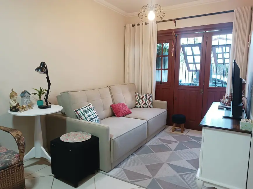 Foto 6 de Casa de Condomínio com 4 quartos à venda, 358m2 em Santo Inácio, Santa Cruz Do Sul - RS
