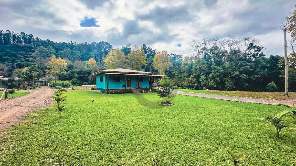 Chácara com 2 quartos à venda, 5000m2 em Santa Cruz Do Sul - RS - imagem 1 Foto 1 de Chácara com 2 quartos à venda, 5000m2 em Santa Cruz Do Sul - RS