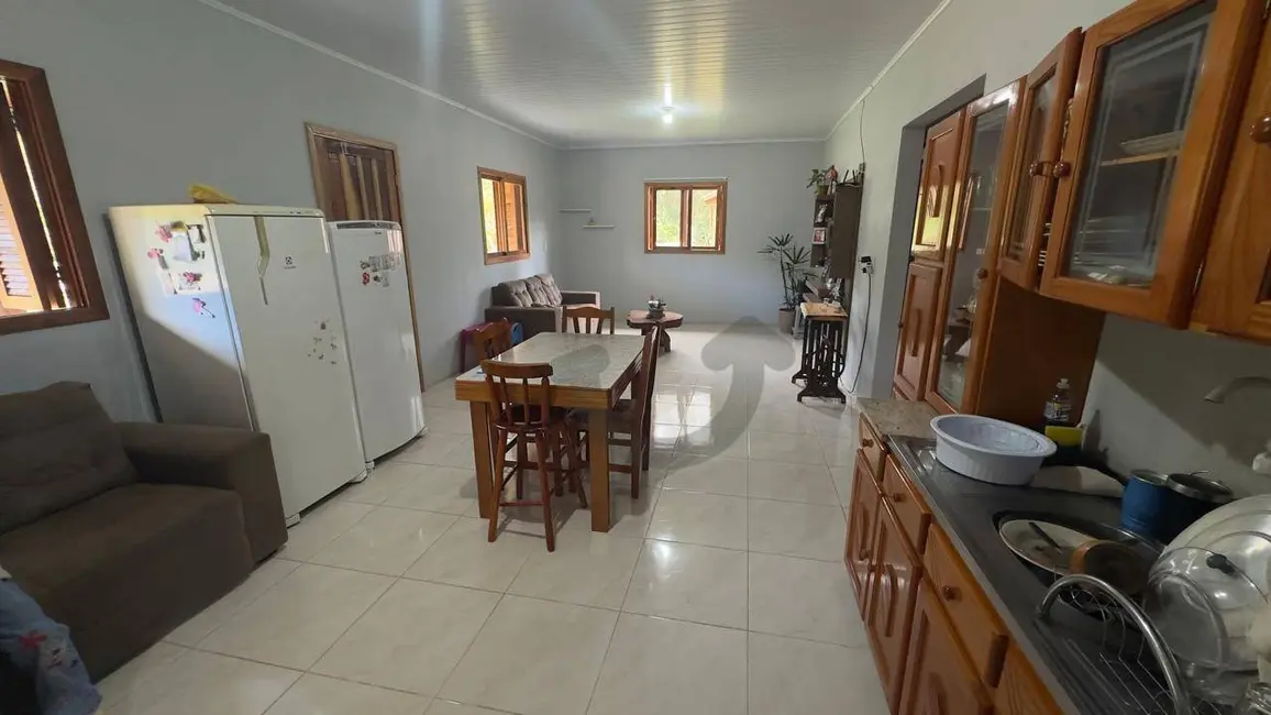 Chácara com 2 quartos à venda, 5000m2 em Santa Cruz Do Sul - RS - imagem 5 Foto 5 de Chácara com 2 quartos à venda, 5000m2 em Santa Cruz Do Sul - RS