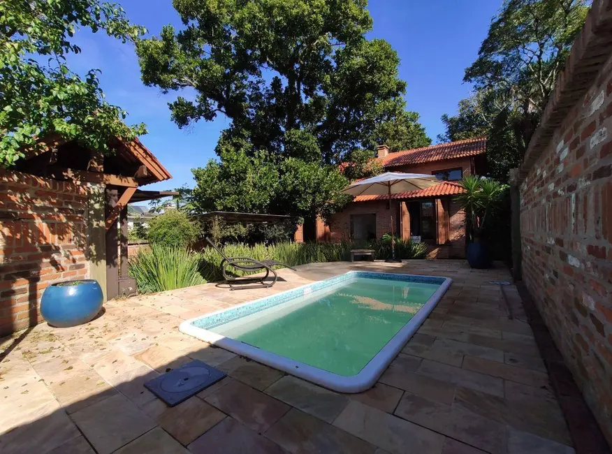 Foto 3 de Casa com 2 quartos à venda, 676m2 em Jardim Europa, Santa Cruz Do Sul - RS