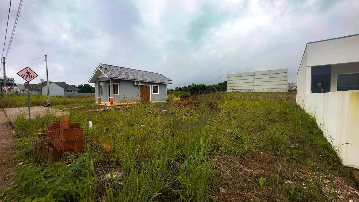Foto 2 de Terreno / Lote à venda, 300m2 em Linha Santa Cruz, Santa Cruz Do Sul - RS