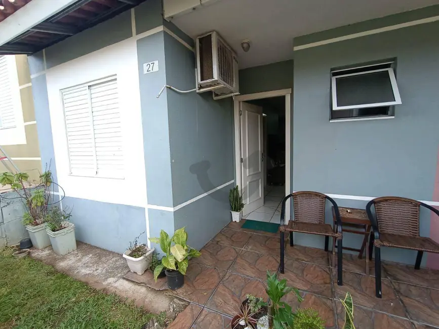 Foto 1 de Casa de Condomínio com 2 quartos à venda, 79m2 em Pedreira, Santa Cruz Do Sul - RS
