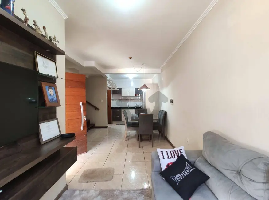 Casa com 2 quartos à venda, 80m2 em Distrito Industrial, Santa Cruz Do Sul - RS - imagem 6 Foto 6 de Casa com 2 quartos à venda, 80m2 em Distrito Industrial, Santa Cruz Do Sul - RS