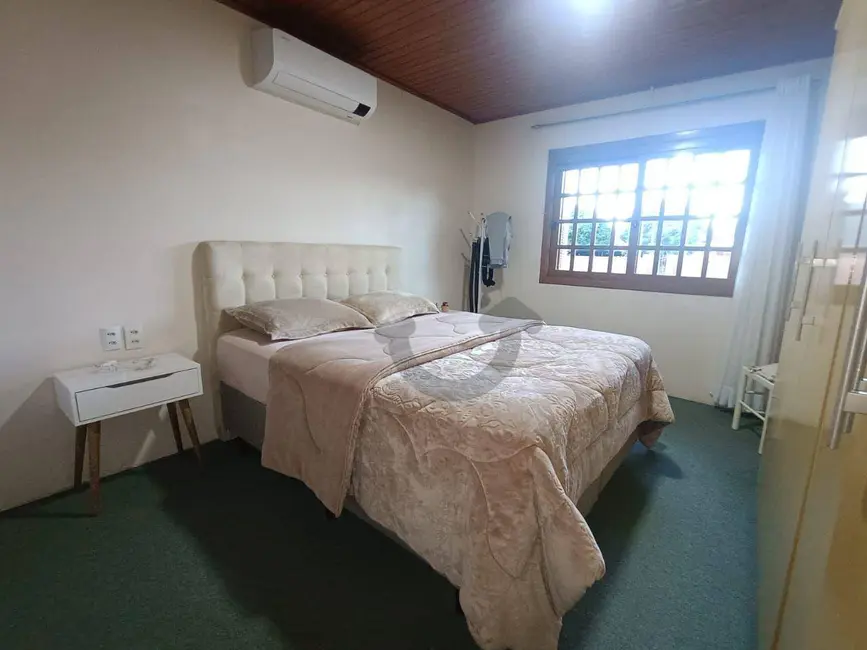 Foto 9 de Casa com 3 quartos à venda, 456m2 em São João, Santa Cruz Do Sul - RS