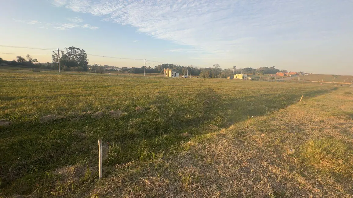 Terreno / Lote à venda, 327m2 em Santa Cruz Do Sul - RS - imagem 2 Foto 2 de Terreno / Lote à venda, 327m2 em Santa Cruz Do Sul - RS