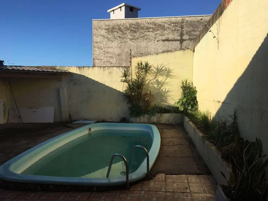Casa com 3 quartos à venda, 237m2 em Senai, Santa Cruz Do Sul - RS - imagem 3 Foto 3 de Casa com 3 quartos à venda, 237m2 em Senai, Santa Cruz Do Sul - RS