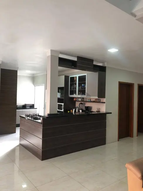 Casa com 4 quartos à venda, 384m2 em Arroio Grande, Santa Cruz Do Sul - RS - imagem 6 Foto 6 de Casa com 4 quartos à venda, 384m2 em Arroio Grande, Santa Cruz Do Sul - RS