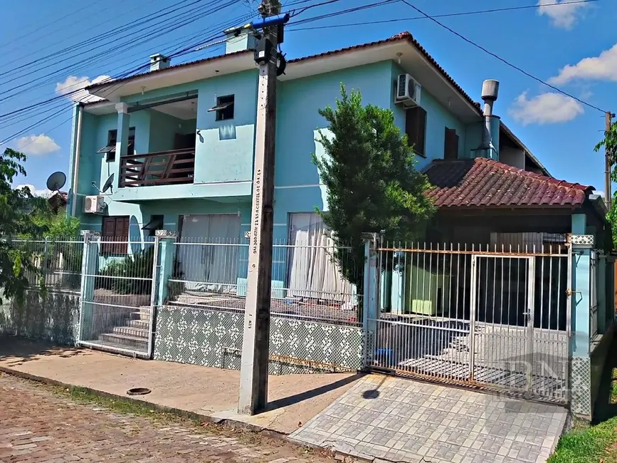 Foto 2 de Casa com 3 quartos à venda e para alugar, 135m2 em Santo Antônio, Santa Cruz Do Sul - RS