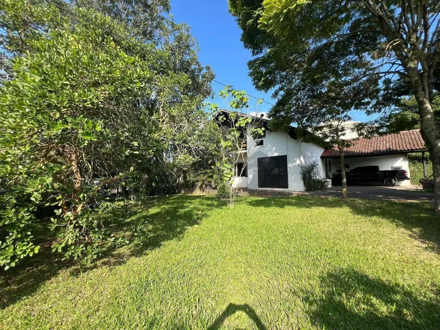 Foto 1 de Casa com 4 quartos à venda, 1204m2 em Higienópolis, Santa Cruz Do Sul - RS