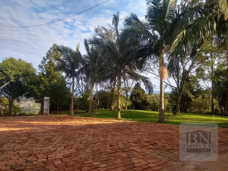 Chácara com 3 quartos à venda, 12000m2 em Santa Cruz Do Sul - RS - imagem 3 Foto 3 de Chácara com 3 quartos à venda, 12000m2 em Santa Cruz Do Sul - RS