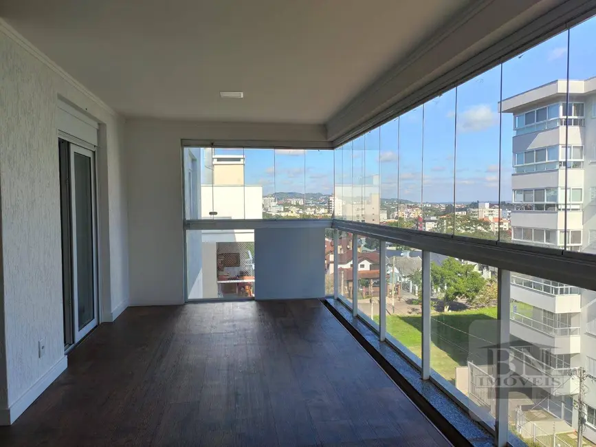 Foto 5 de Apartamento com 3 quartos à venda, 285m2 em Santo Inácio, Santa Cruz Do Sul - RS