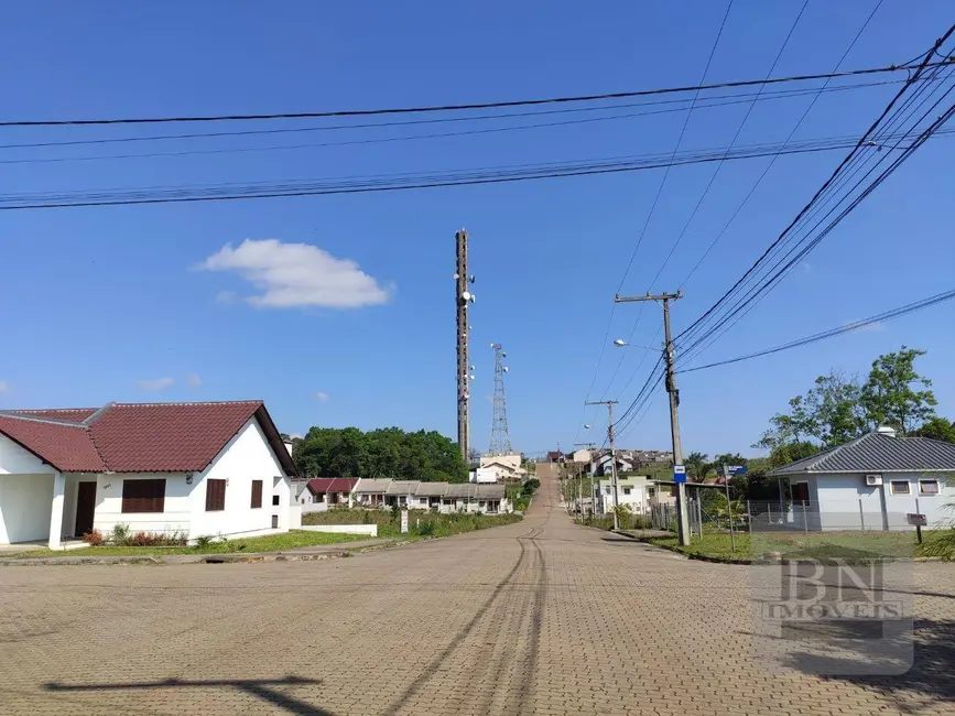 Foto 6 de Terreno / Lote à venda, 742m2 em João Alves, Santa Cruz Do Sul - RS