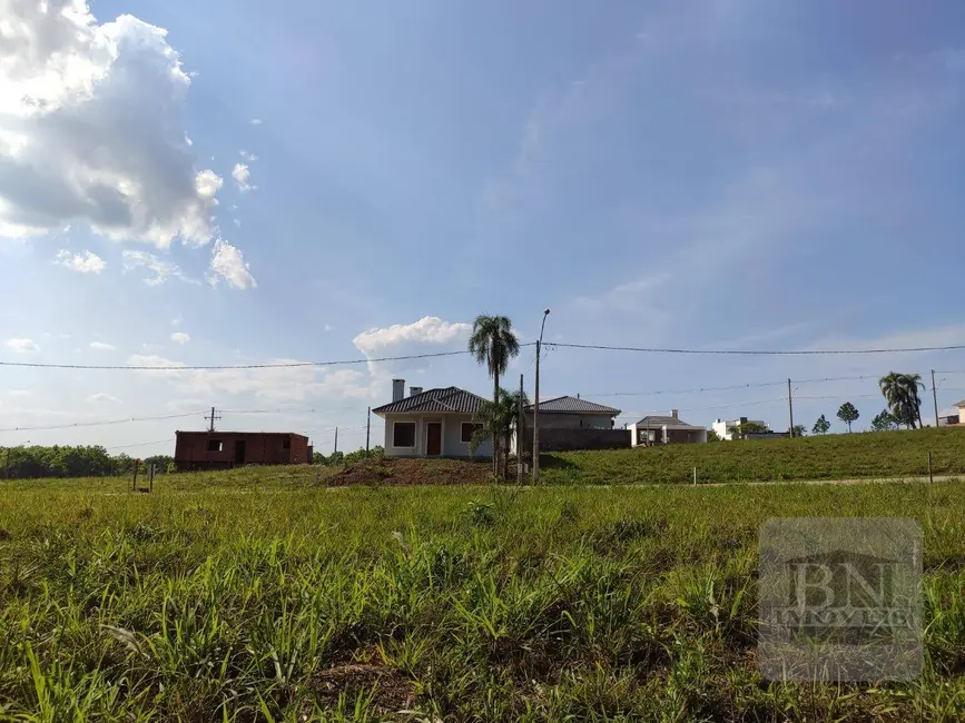 Terreno / Lote à venda, 322m2 em Santa Cruz Do Sul - RS - imagem 3 Foto 3 de Terreno / Lote à venda, 322m2 em Santa Cruz Do Sul - RS