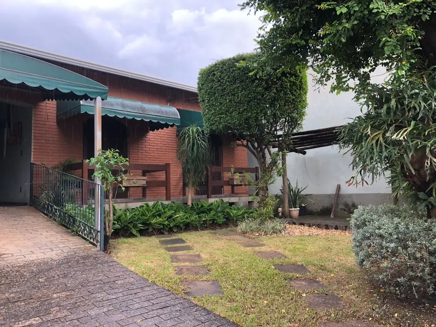 Foto 1 de Casa com 3 quartos à venda, 147m2 em Centro, Jaguariuna - SP