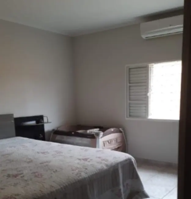 Foto 8 de Casa com 3 quartos à venda, 144m2 em Jaguariuna - SP