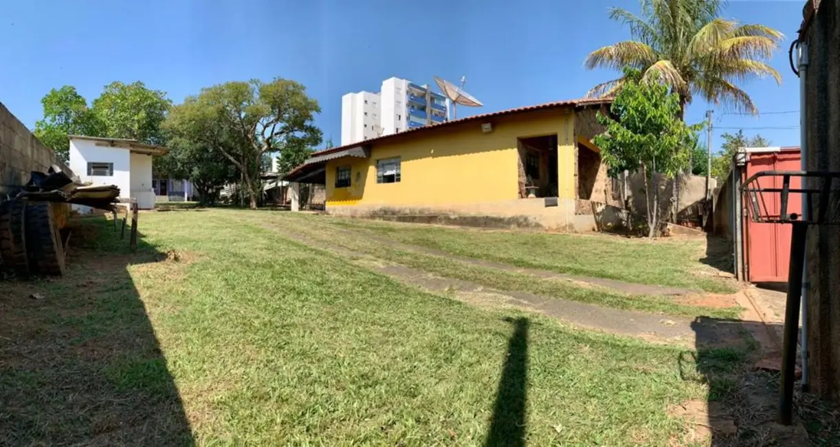 Foto 1 de Casa com 3 quartos à venda, 300m2 em Jaguariuna - SP