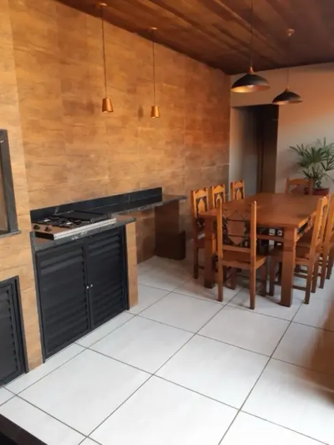 Foto 4 de Casa com 3 quartos à venda, 169m2 em Jaguariuna - SP