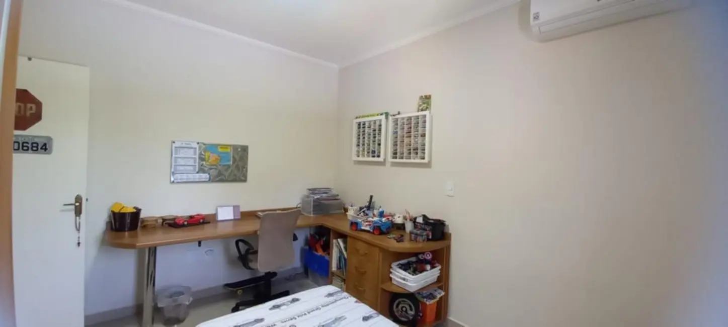 Foto 3 de Casa com 3 quartos à venda, 176m2 em Jaguariuna - SP