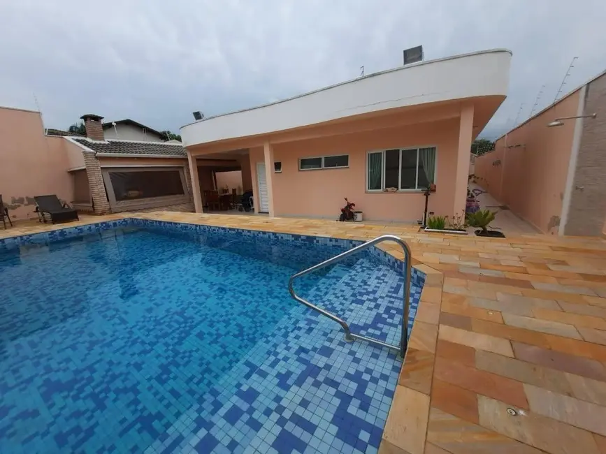 Foto 1 de Casa de Condomínio com 4 quartos à venda, 350m2 em Jaguariuna - SP