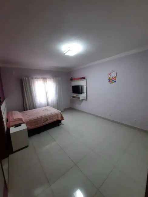 Foto 8 de Casa de Condomínio com 4 quartos à venda, 350m2 em Jaguariuna - SP