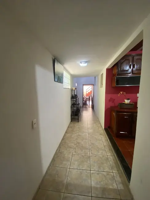 Foto 2 de Casa com 4 quartos à venda, 198m2 em Jaguariuna - SP