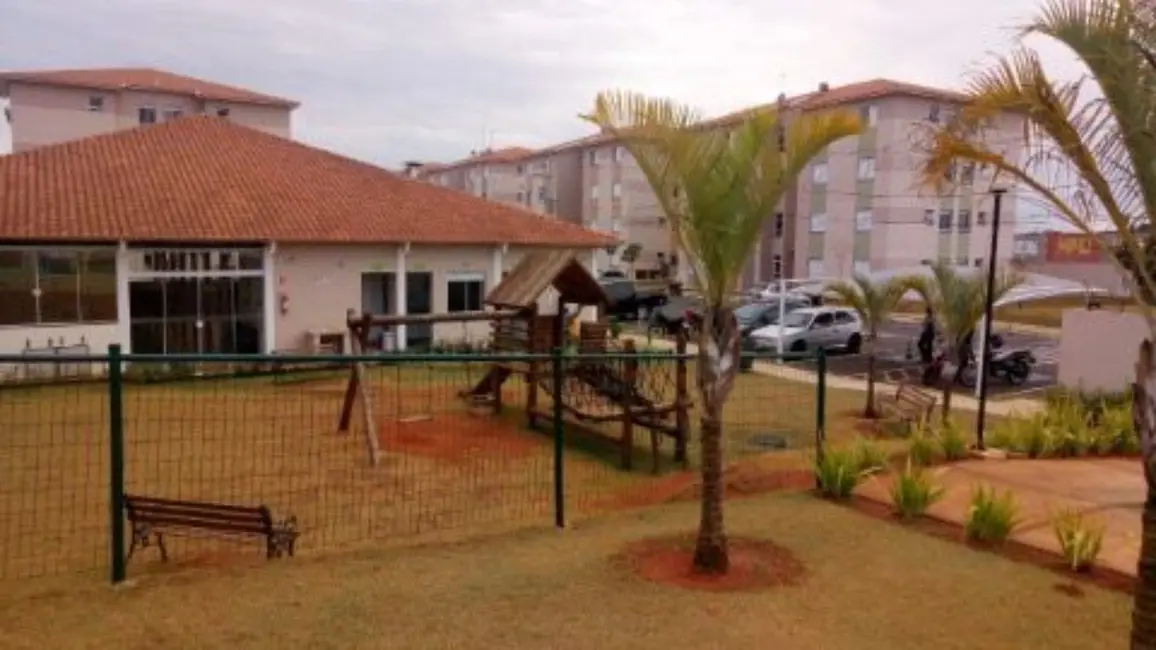 Foto 4 de Apartamento com 2 quartos à venda, 44m2 em Jaguariuna - SP