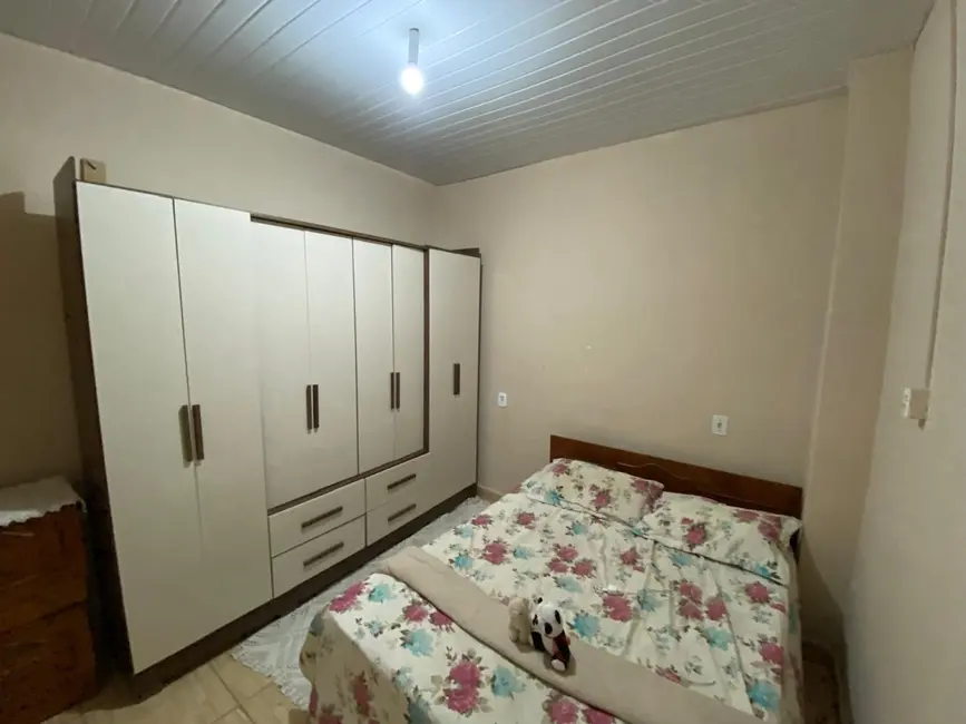 Foto 2 de Casa com 4 quartos à venda, 210m2 em Jaguariuna - SP