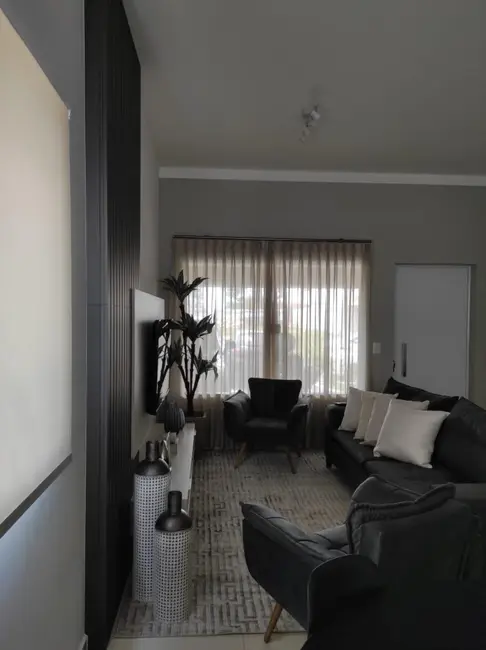 Casa de Condomínio com 4 quartos à venda, 192m2 em Jaguariuna - SP - imagem 5 Foto 5 de Casa de Condomínio com 4 quartos à venda, 192m2 em Jaguariuna - SP