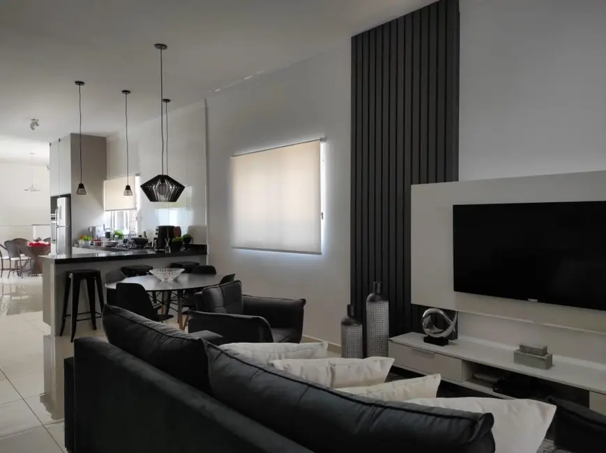 Foto 6 de Casa de Condomínio com 4 quartos à venda, 192m2 em Jaguariuna - SP