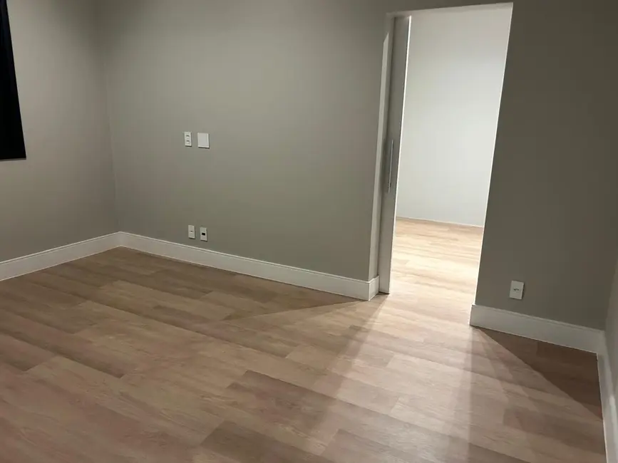 Foto 5 de Casa de Condomínio com 3 quartos à venda, 360m2 em Jaguariuna - SP