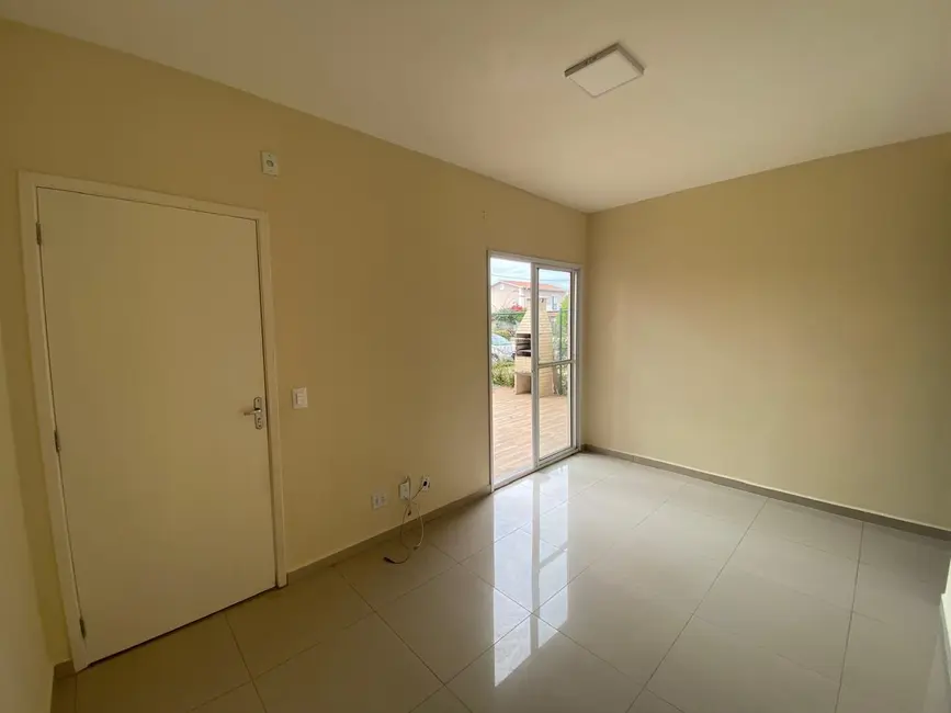 Foto 1 de Apartamento com 2 quartos à venda, 72m2 em Jaguariuna - SP