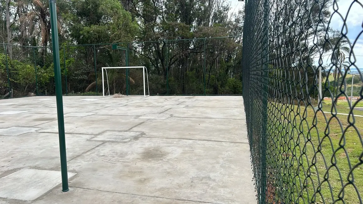 Foto 4 de Terreno / Lote à venda, 250m2 em Jaguariuna - SP