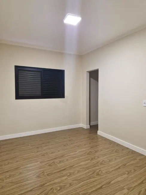 Foto 6 de Casa com 3 quartos à venda, 112m2 em Jaguariuna - SP