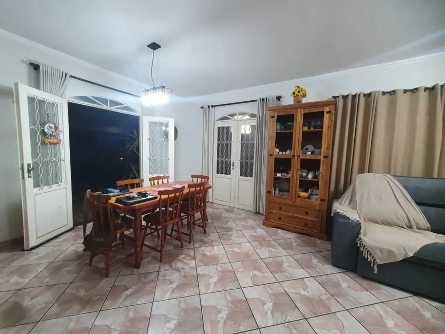 Foto 7 de Chácara com 3 quartos à venda, 240m2 em Jaguariuna - SP