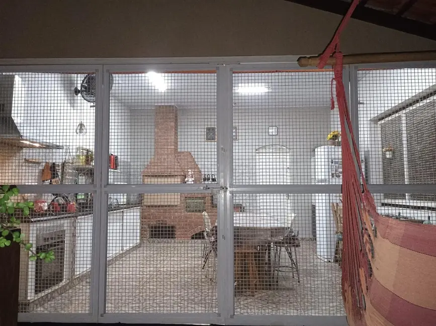 Foto 4 de Chácara com 3 quartos à venda, 240m2 em Jaguariuna - SP