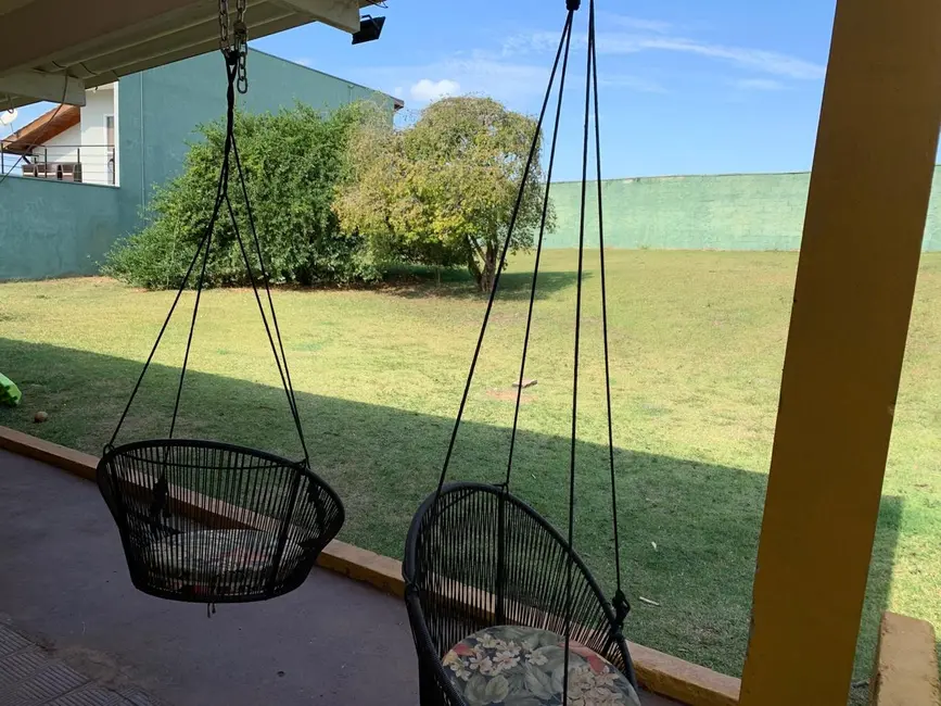 Foto 5 de Chácara com 3 quartos à venda, 182m2 em Jaguariuna - SP