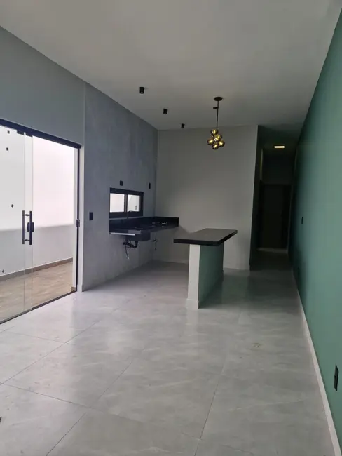 Foto 1 de Casa com 3 quartos à venda, 70m2 em Jaguariuna - SP