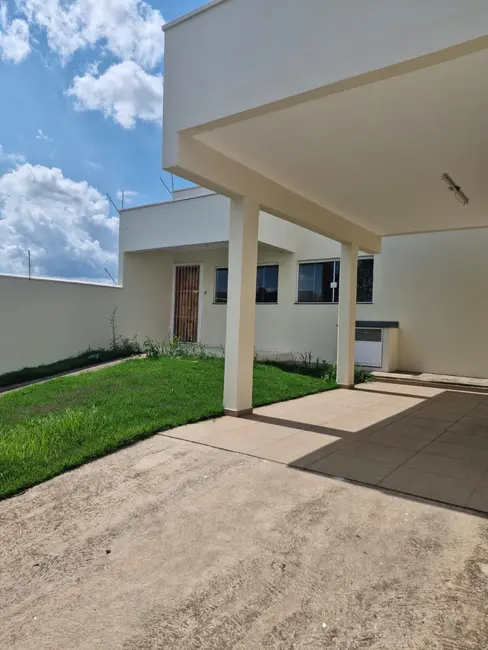 Foto 1 de Casa com 3 quartos à venda e para alugar, 104m2 em Jaguariuna - SP