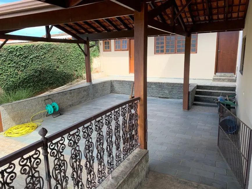 Foto 8 de Casa com 4 quartos à venda, 431m2 em Jaguariuna - SP