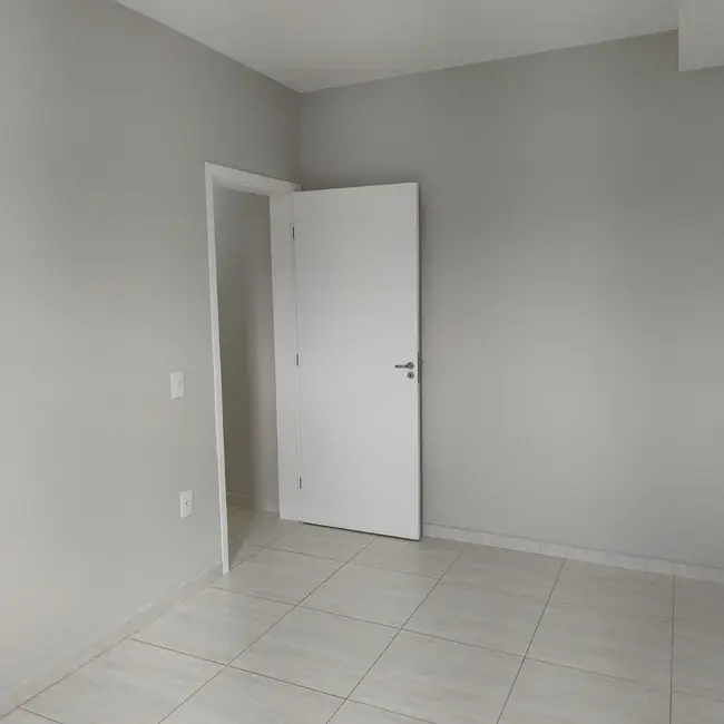 Foto 9 de Apartamento com 2 quartos para alugar, 130m2 em Jaguariuna - SP