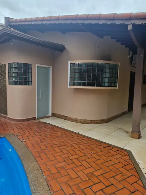 Foto 8 de Casa com 2 quartos à venda, 178m2 em Jaguariuna - SP