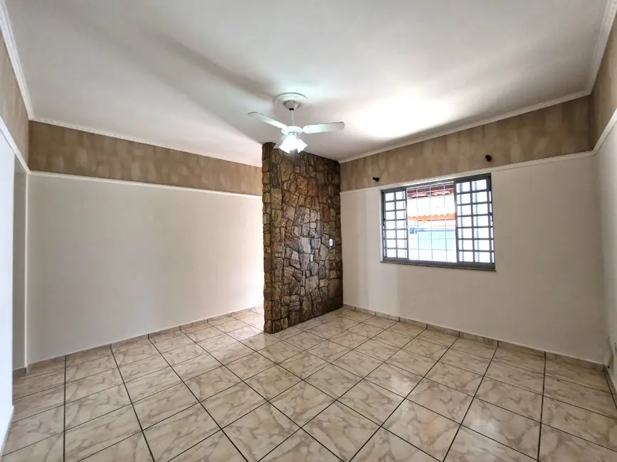 Foto 5 de Casa com 3 quartos à venda, 262m2 em Jaguariuna - SP