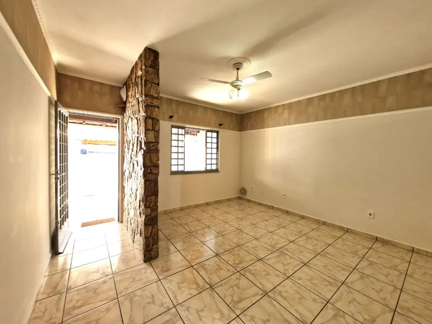 Foto 4 de Casa com 3 quartos à venda, 262m2 em Jaguariuna - SP