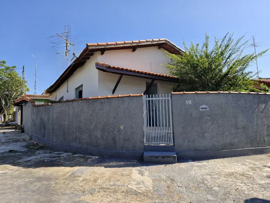 Foto 2 de Casa com 2 quartos para alugar, 132m2 em Jaguariuna - SP
