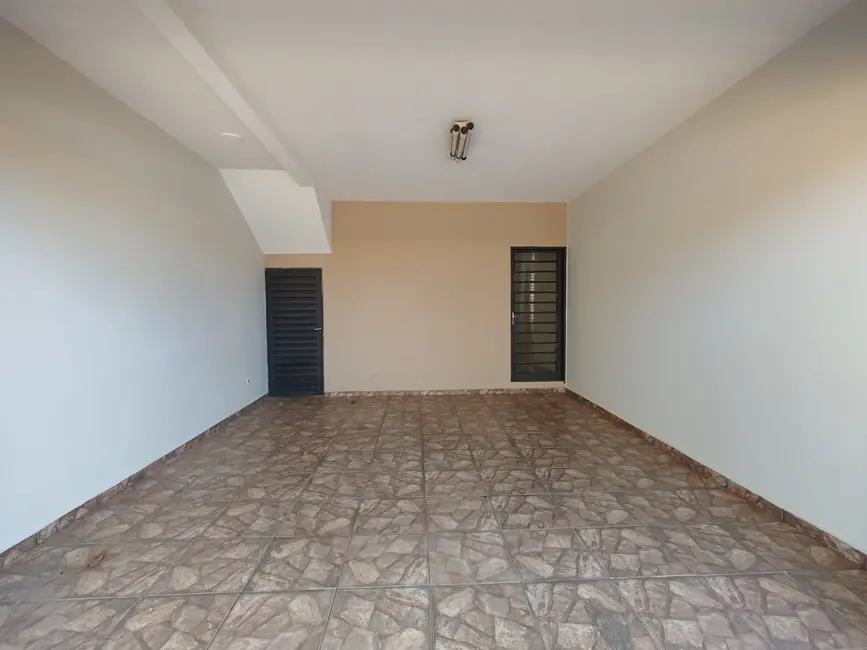 Foto 4 de Casa com 3 quartos para alugar, 180m2 em Jaguariuna - SP